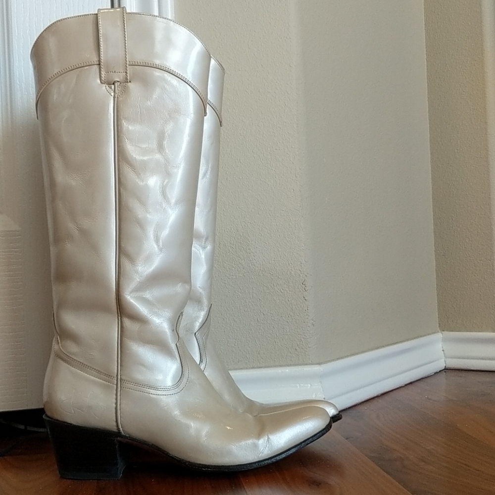 John Fluevog VINTAGE BOOTS! EUC! - Picture 1 of 15